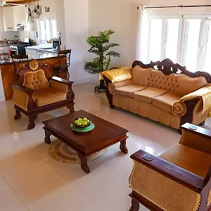  Guest house Redknot Manor Guest House/hotel Bahamas