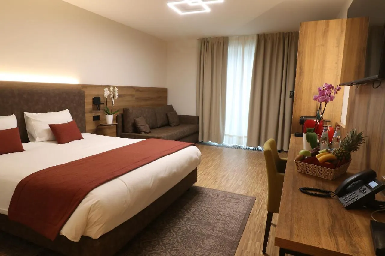 ****  Threeland Hotel Pétange Lussemburgo