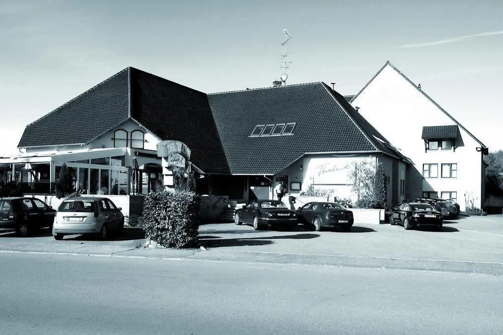 Threeland Hotel Pétange