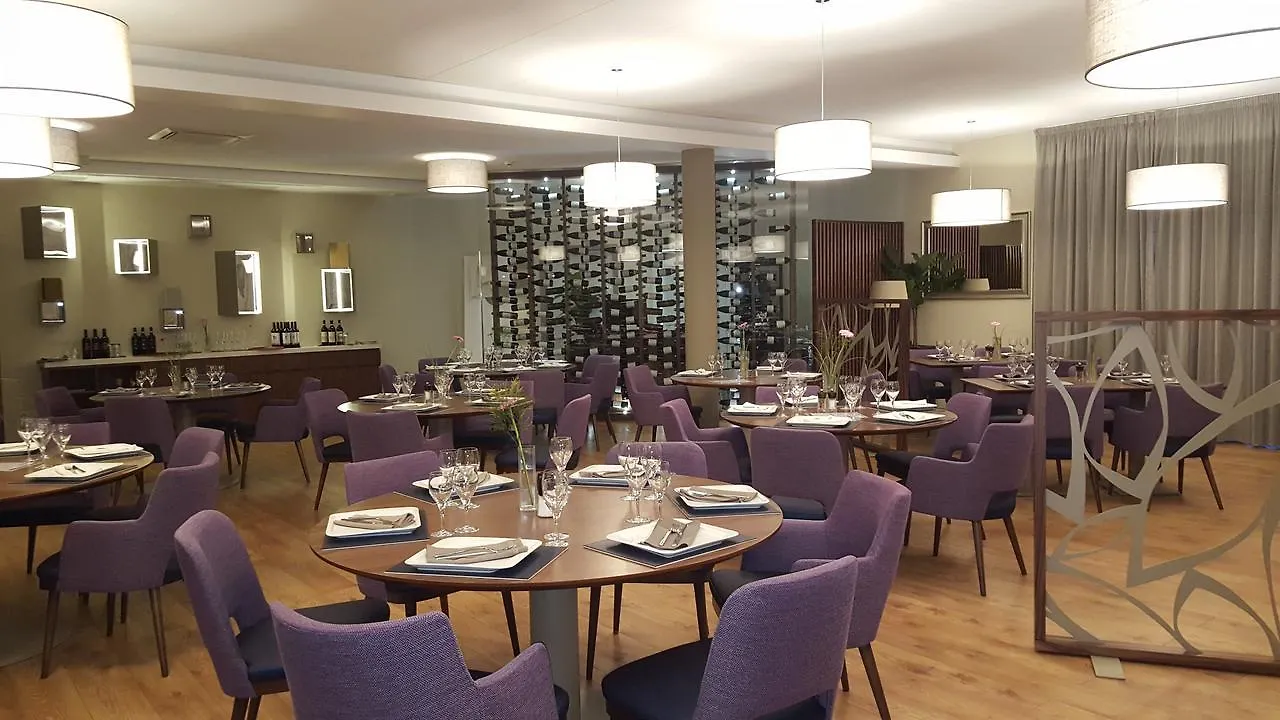 Threeland Hotel Pétange 4*,